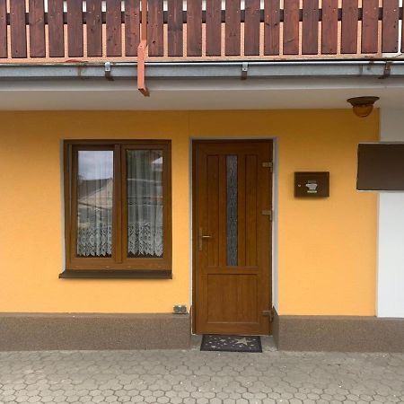 Maly Byt 1+1 Карлови Вари Екстериор снимка