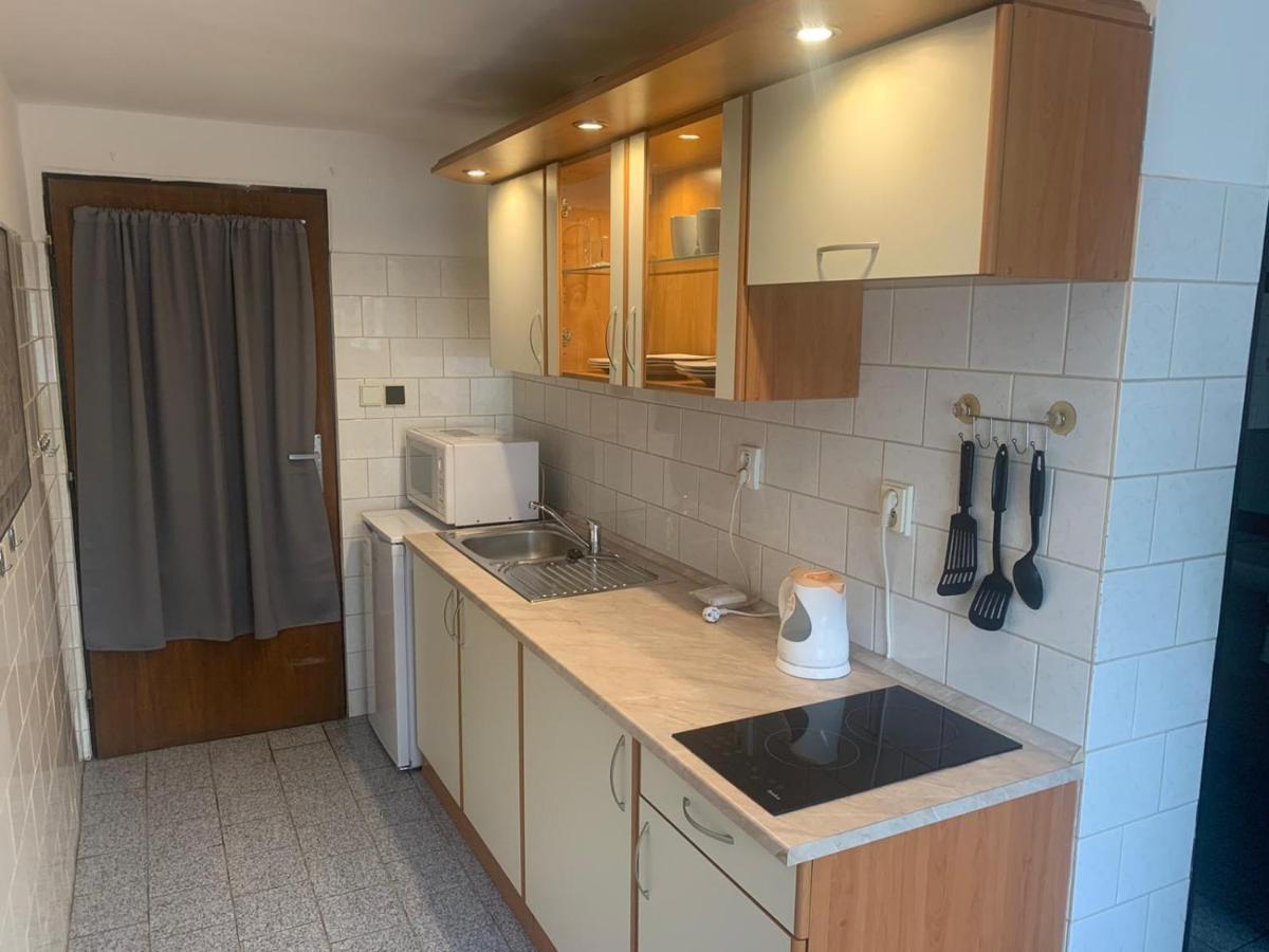 Maly Byt 1+1 Карлови Вари Екстериор снимка